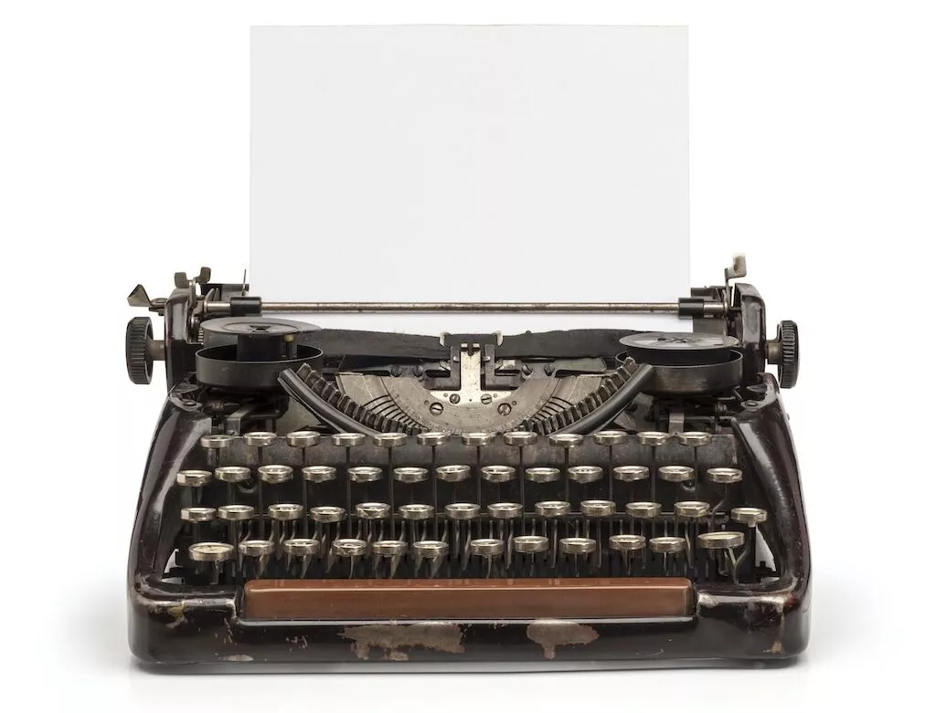 How To Build An Instagram Strategy In 2022 For Your Ecommerce Brand 4 Vintage Typewriter | Jumbolicious Technologies